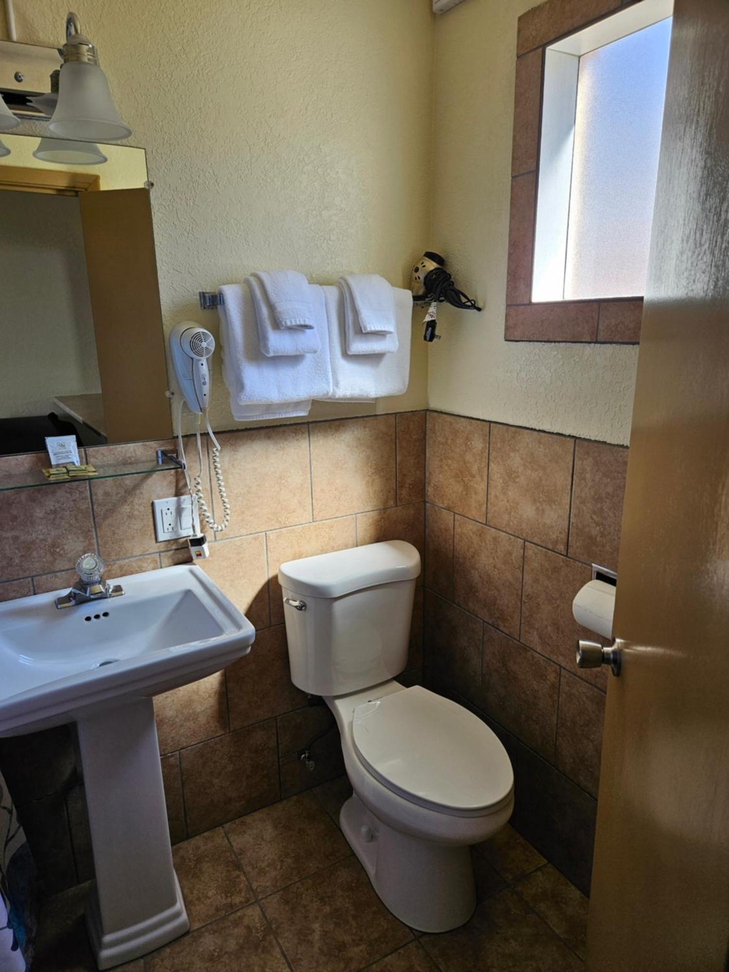 Travel Inn Motel 캐논시티 외부 사진